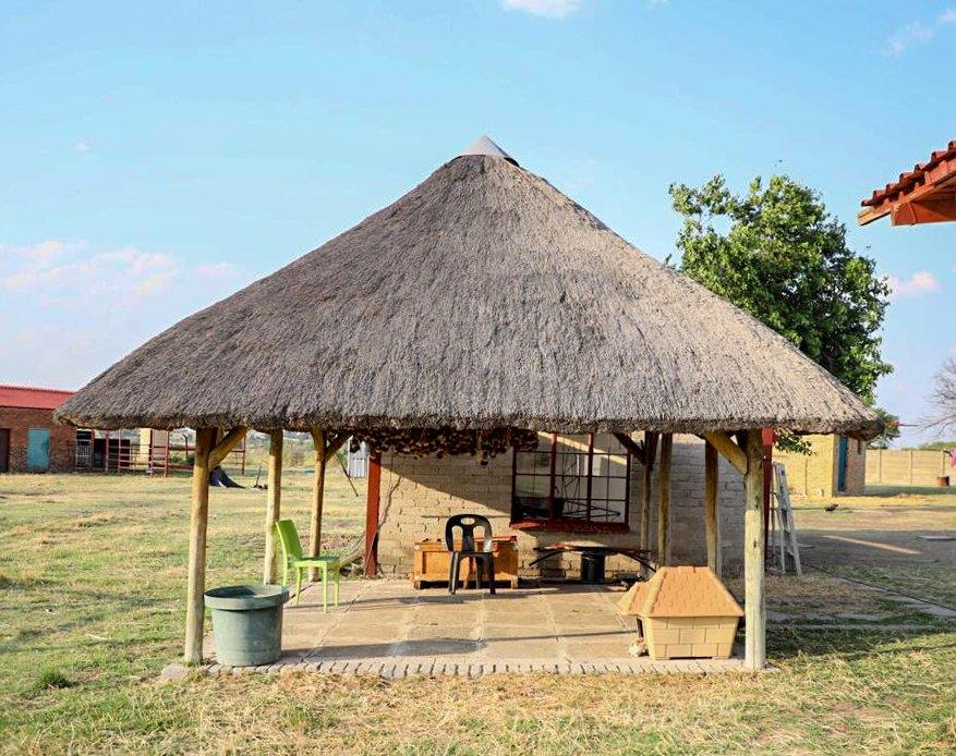 6 Bedroom Property for Sale in Koppies Rural Free State